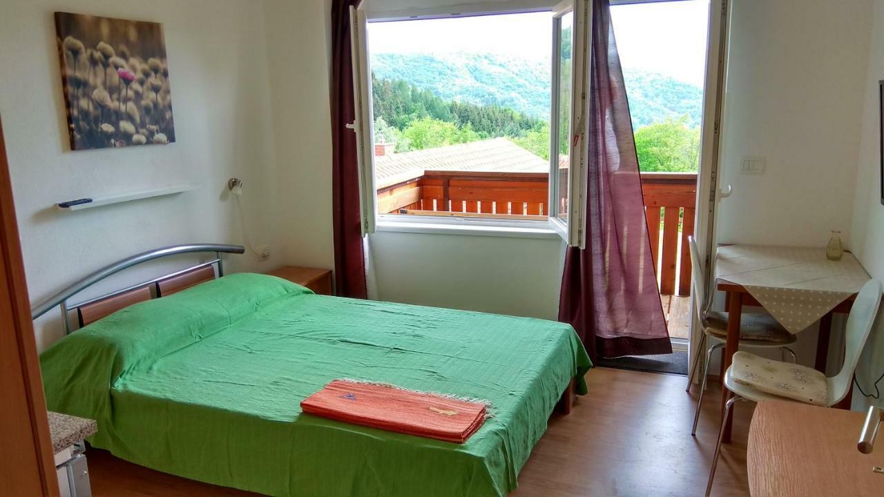 Apartmaji Suhorje Exterior photo
