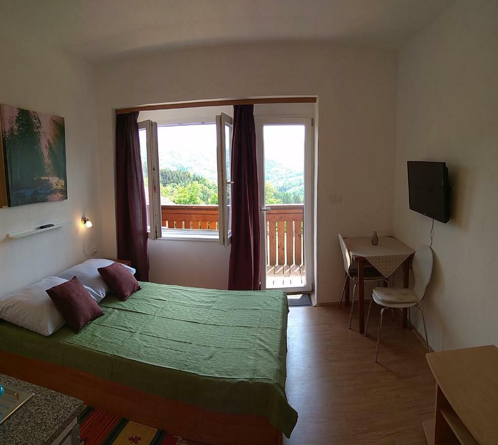 Apartmaji Suhorje Exterior photo